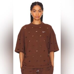 Jacquemus x Nike Le Swoosh T-Shirt